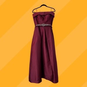 Formal Gown Size 14, Burgundy NWT